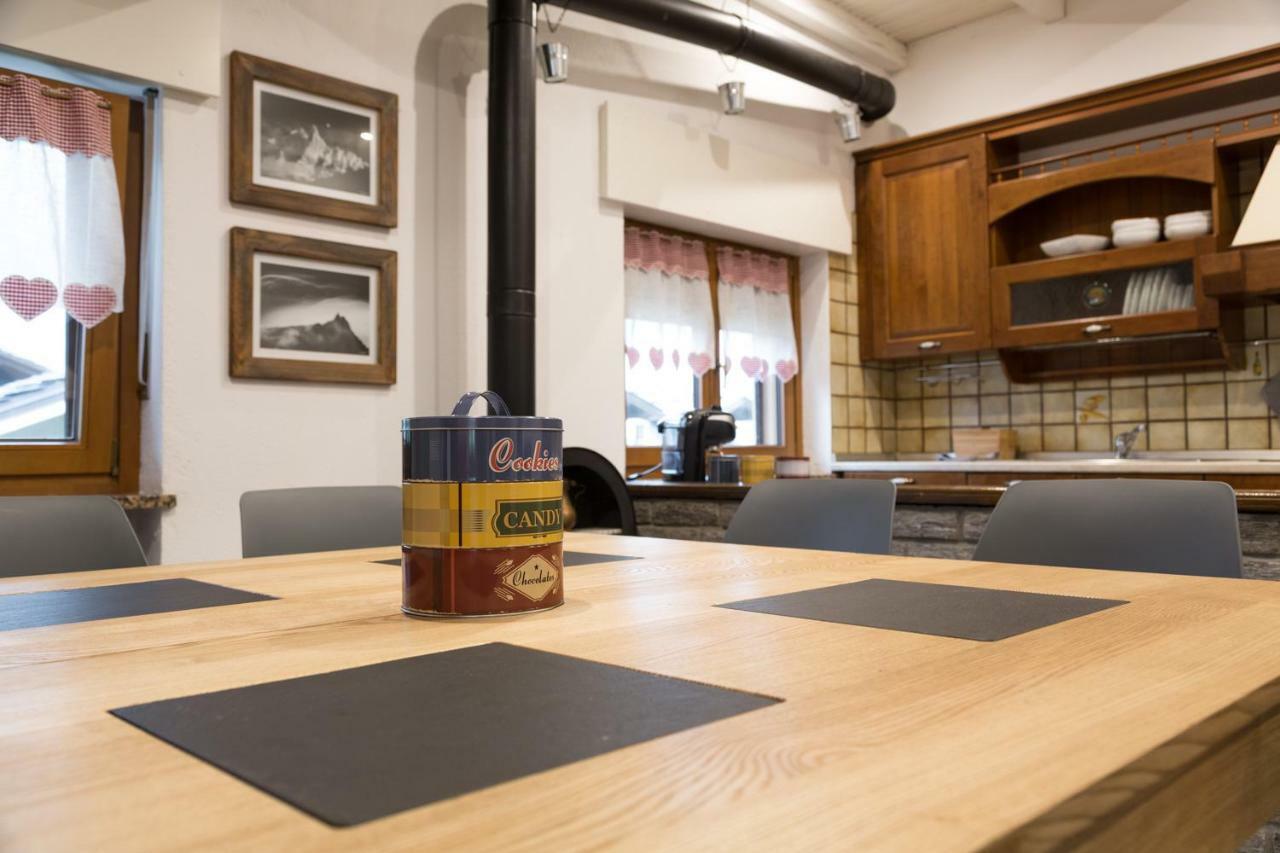 Lo Sherpa Holiday Home Aosta Bagian luar foto